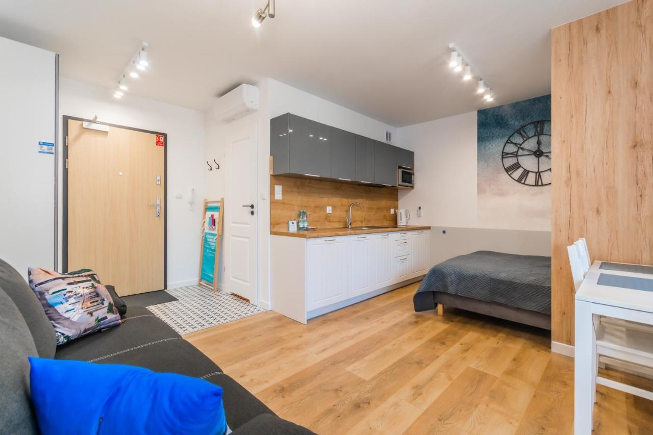 Apartamenty Mierzeja - Stegna Park Studio, 500 M Od Plazy エクステリア 写真